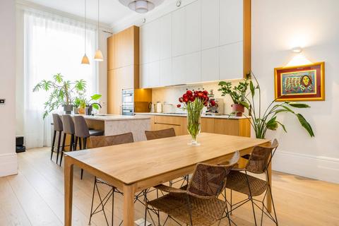 undefined, Warwick Square, Pimlico, London, SW1V