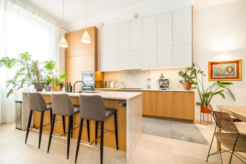 undefined, Warwick Square, Pimlico, London, SW1V