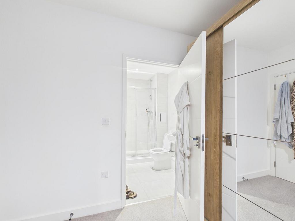 Ensuite
