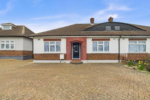 undefined, The Croft, Ruislip HA4