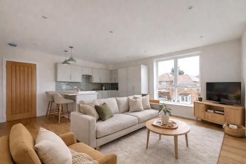2 bedroom apartment to rent, Barnett Road, Brighton