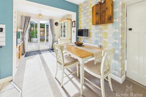 3 bedroom semi-detached house for sale, Linden Road, North Yorkshire YO12