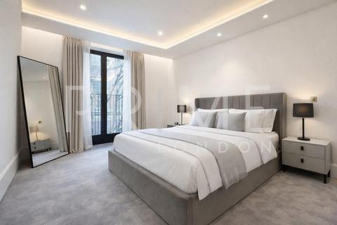 1 bedroom apartment to rent, 1 Lancer Square, Kensington W8