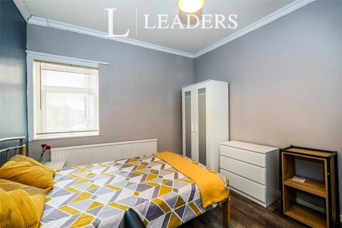 5 bedroom terraced house to rent, Orchard Road, PO4
