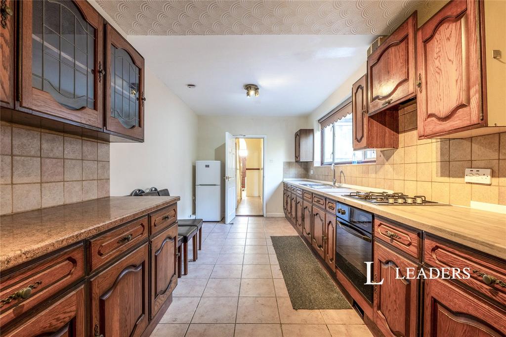Kitchen (2)