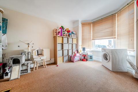3 bedroom terraced house for sale, Avenue Road, Hampshire PO12