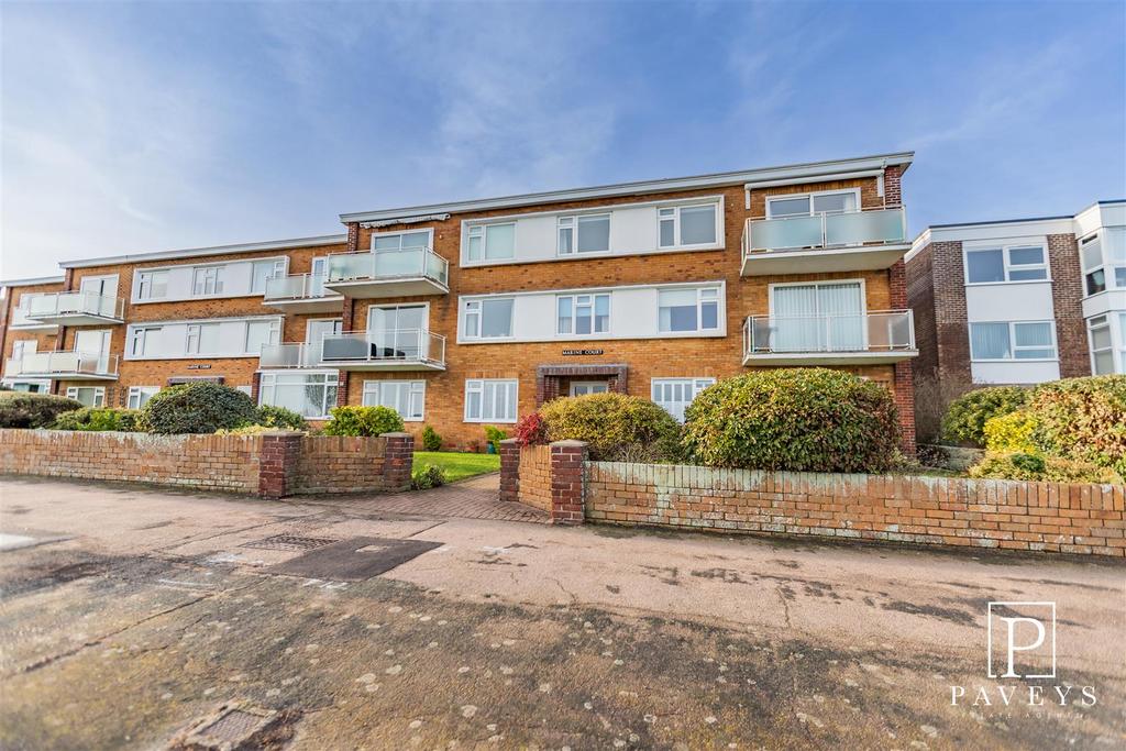 8 Marine Court-37.jpg