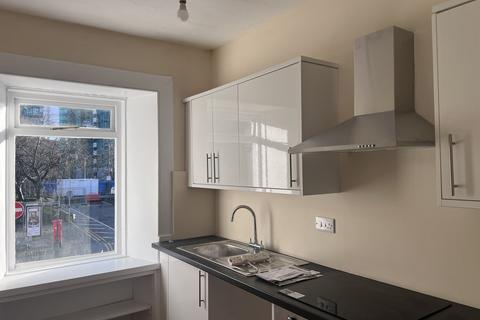1 bedroom flat to rent, Leonard Street, Perth, PH2