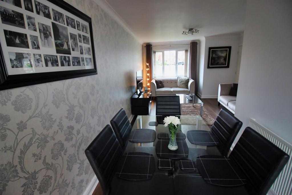 Dining room.jpg