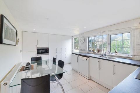 undefined, Clinton Hill, Lingfield RH7