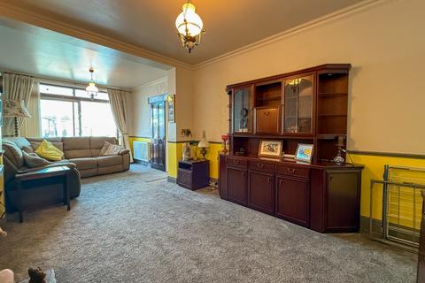 3 bedroom terraced house for sale, Callington Road, Bristol BS4