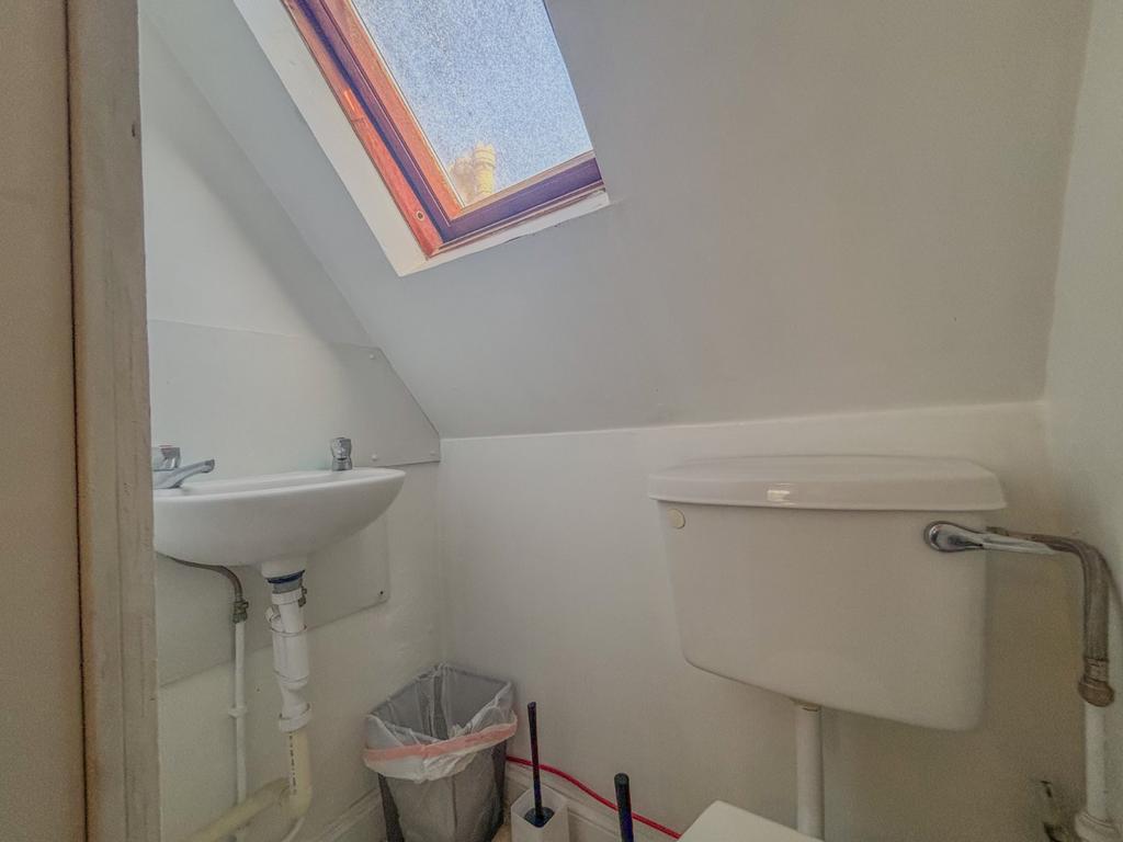 Shared Bathroom 1