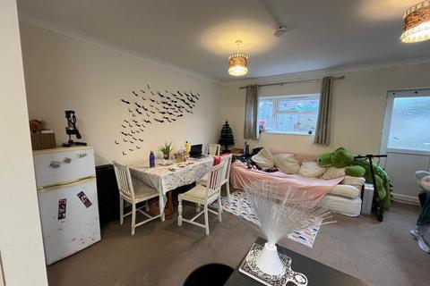 undefined, Wycliffe Road 5 Bed Student House