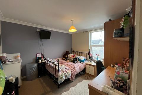 undefined, Wycliffe Road 5 Bed Student House