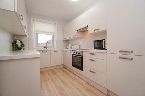 3 bedroom flat for sale, Locksley Avenue, Knightswood