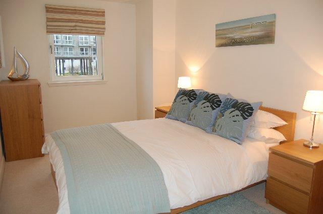 61 QH - Bed 2 640x42