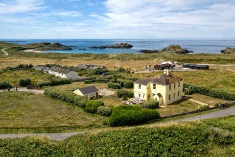 5 bedroom detached house for sale, Mannez, Alderney GY9