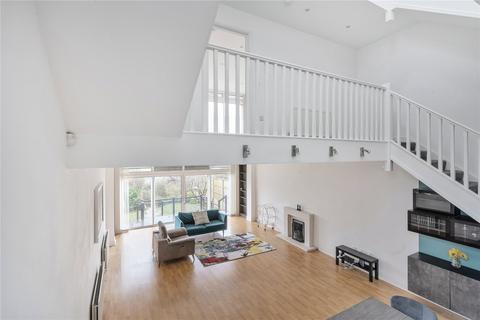 4 bedroom detached house for sale, Sutherland Avenue, Biggin Hill, Westerham, Kent, TN16