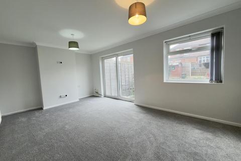 3 bedroom semi-detached house for sale, Queensway, Garforth, Leeds