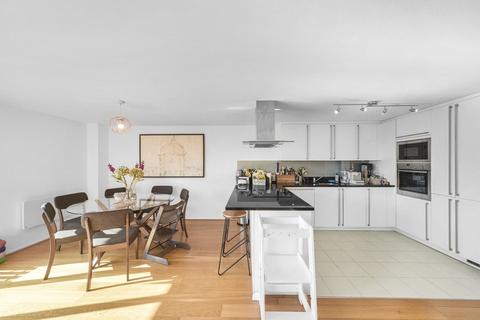 2 bedroom apartment for sale, Great West Road, Hammersmith, W6