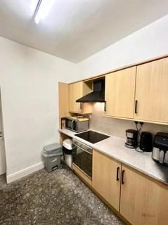 3 bedroom terraced house to rent, Fife Street, Northampton NN5