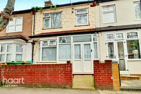 Tyrone Road, London