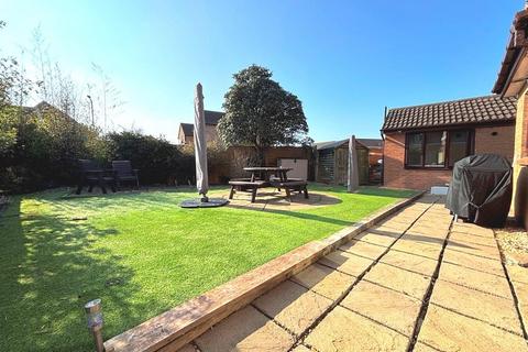 4 bedroom detached house for sale, Evesham