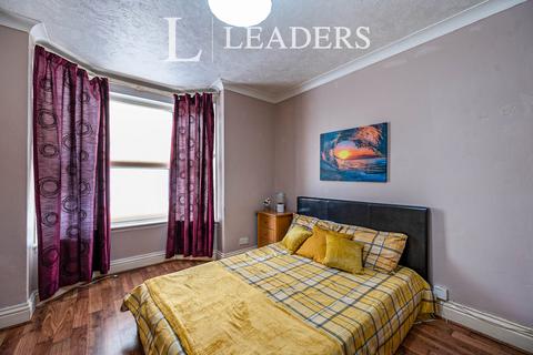 5 bedroom terraced house to rent, Rivers Street, PO5