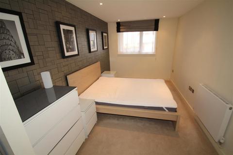 undefined, Attenborough Court, Bushey 6