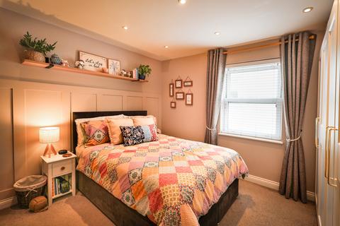 undefined, 3 Albion Court, St Sampson's, Guernsey, GY2