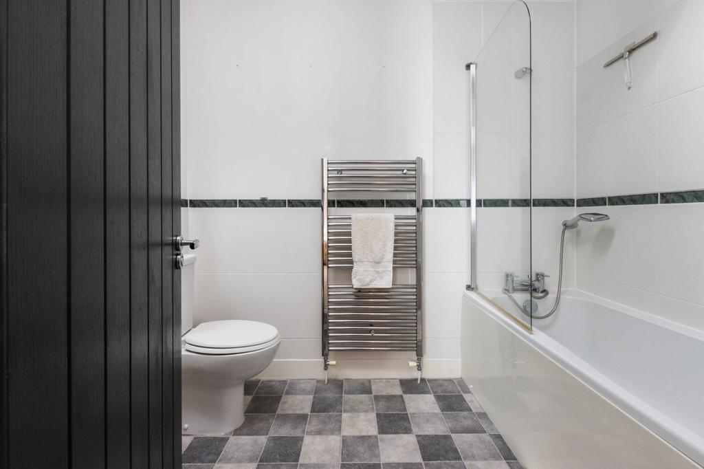 Ensuite Bathroom