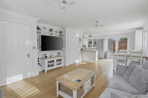 3 bedroom semi-detached house for sale, Dunnings Road, East Grinstead RH19