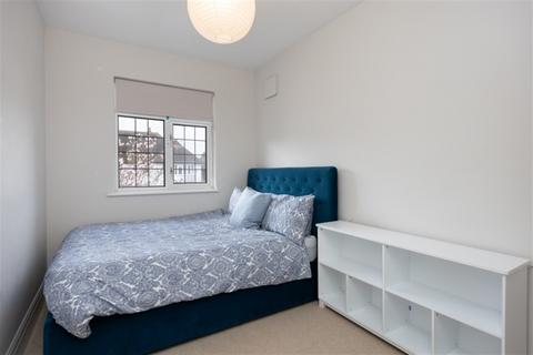 undefined, Richmond Upon Thames, London SW14
