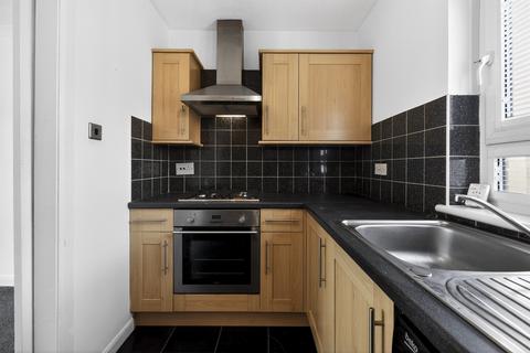 undefined, Rowans Gate, Paisley