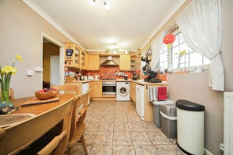 2 bedroom terraced house for sale, Station Road, Stowmarket IP14
