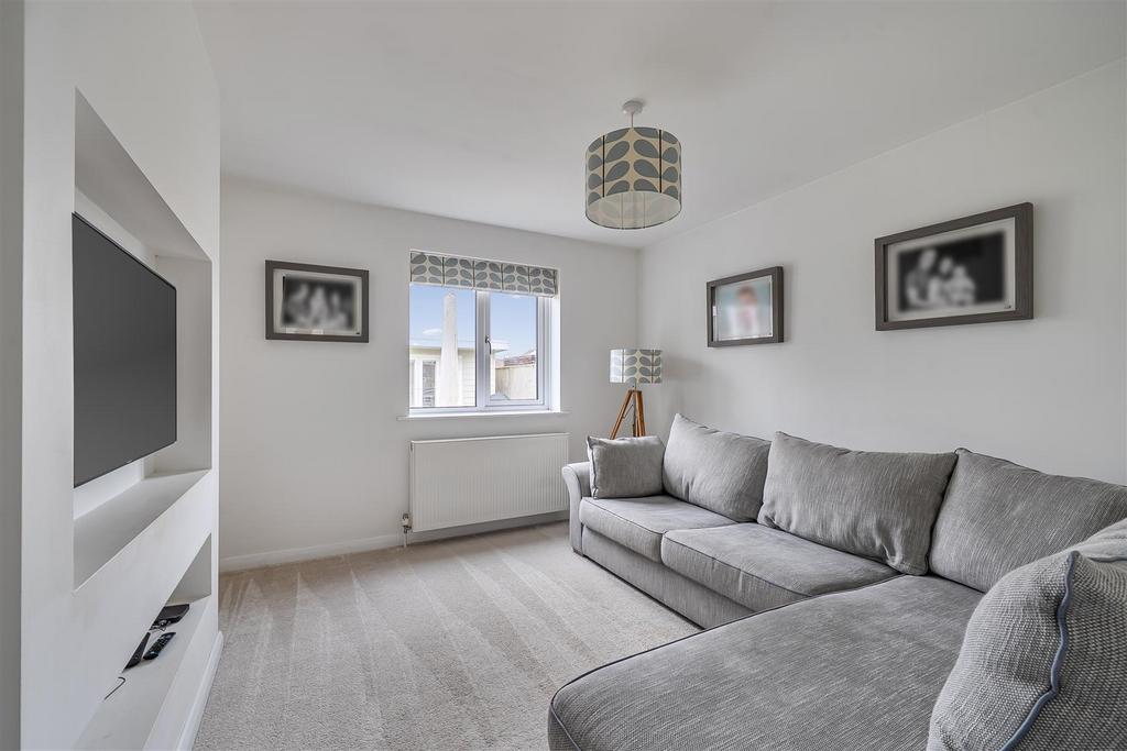 1423039-10-69a6d1d61fce3.jpg