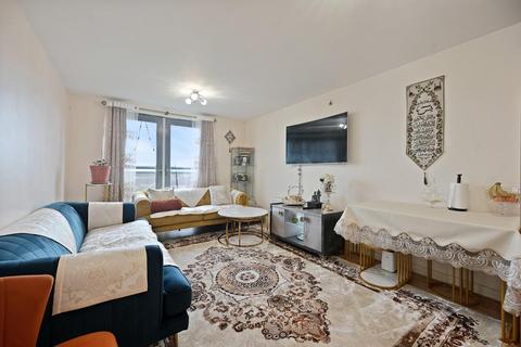 1 bedroom flat for sale, Taywood Road, Northolt