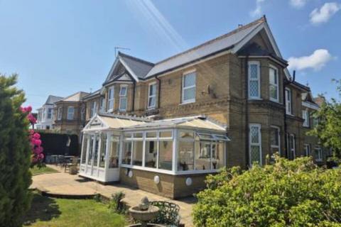 Hospitality for sale, 32 Arthurs Hl Shanklin PO37 6EX
