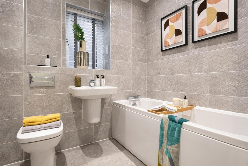 Bathroom 1.jpg