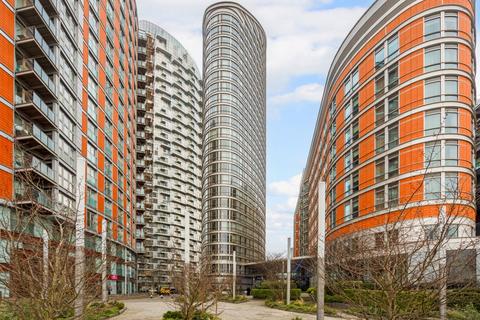 undefined, Fairmont Avenue, E14