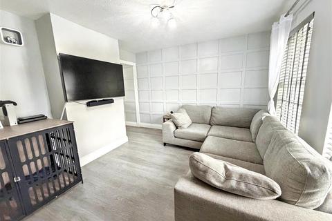 3 bedroom end of terrace house for sale, Chancery Close, St. Erme