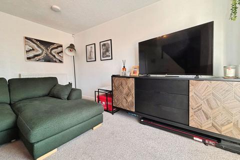 2 bedroom end of terrace house for sale, Discovery Close, Sleaford NG34