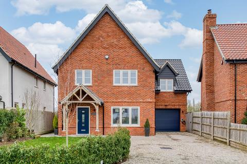 4 bedroom detached house for sale, High Road, Diss IP22