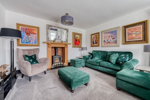 4 bedroom detached house for sale, High Road, Diss IP22