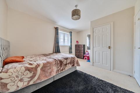 undefined, The Oaks, Carterton, Oxfordshire, OX18