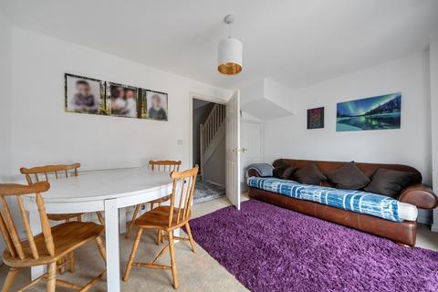 undefined, The Oaks, Carterton, Oxfordshire, OX18