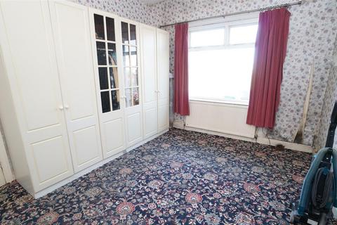 2 bedroom terraced bungalow for sale, Hawes Mount, Little Horton, Bradford