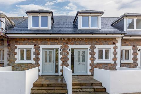 3 bedroom terraced house for sale, 4 Mariner Cottage