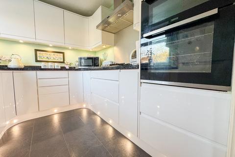 3 bedroom detached house for sale, Finches Way, Burnham-on-Sea, Somerset, TA8