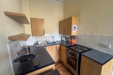 1 bedroom apartment to rent, Albert Street, Edinburgh, EH7